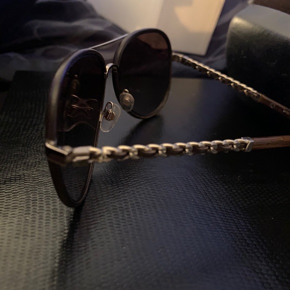 100 percent AUTHENTIC CHANEL pilot sunglasses - Picture 5 of 7